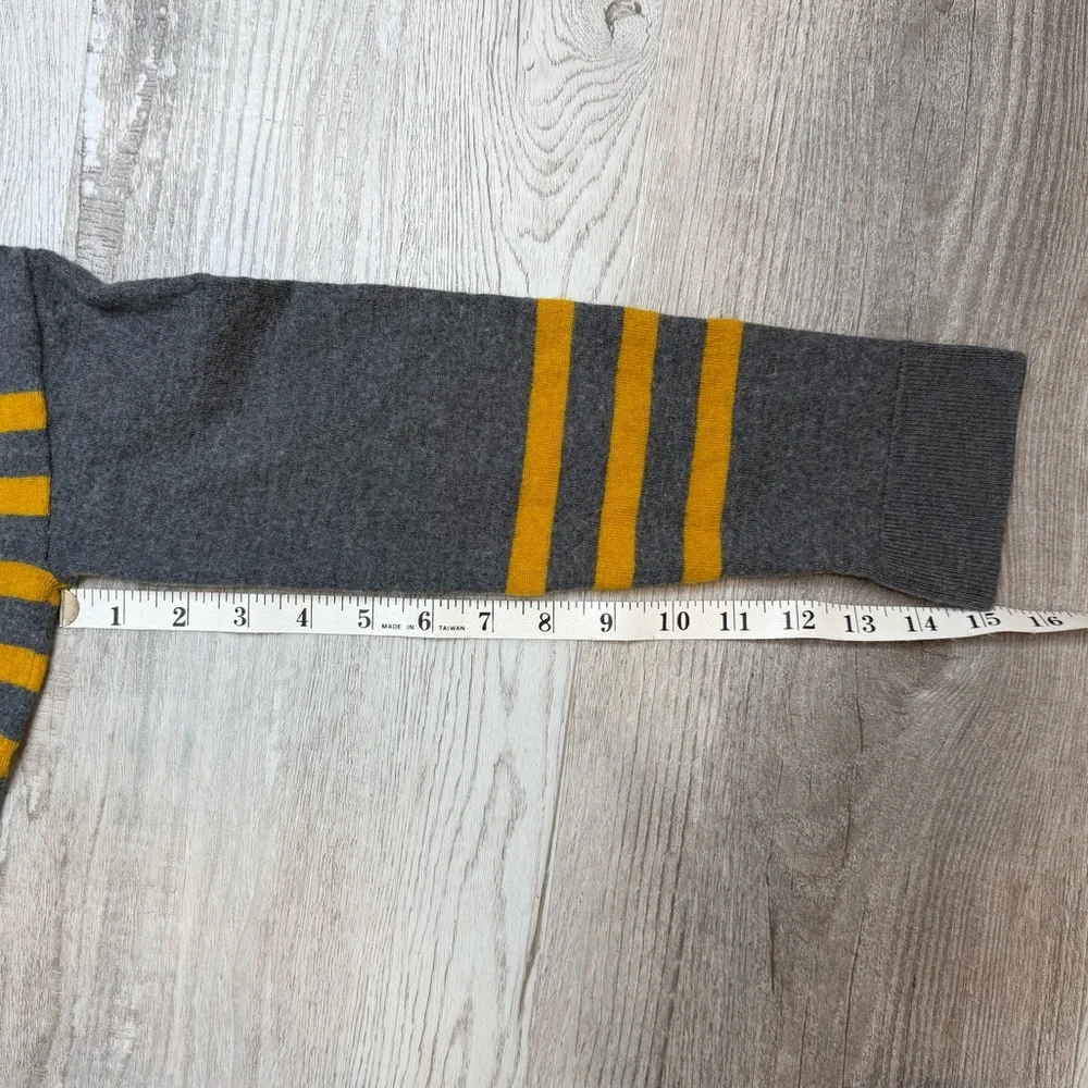 Pendleton Merino Wool Striped Crewneck Sweater Gray Yellow Stripes Womens Size M